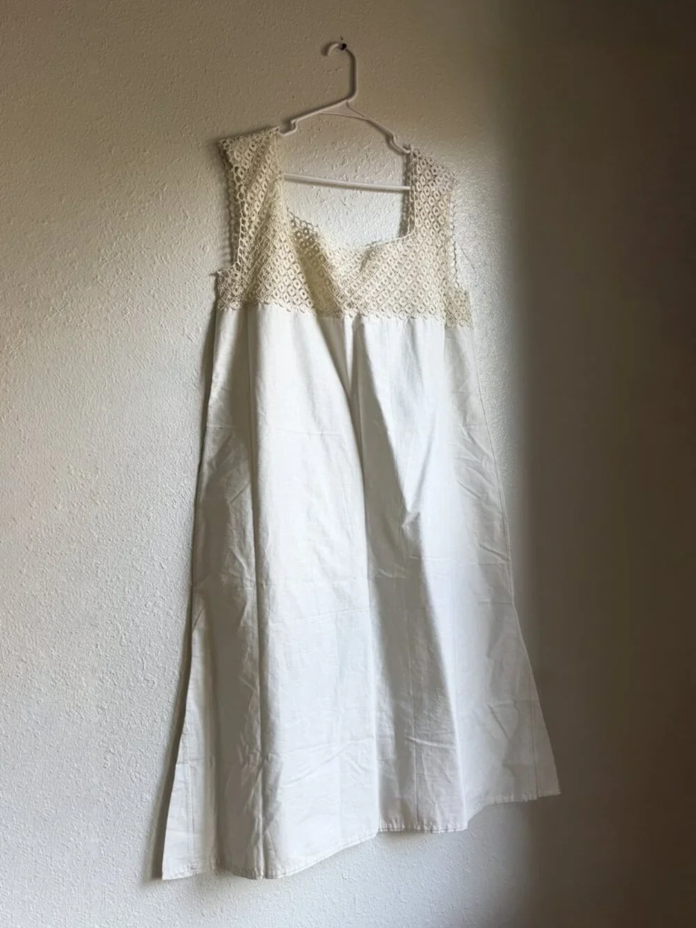 Antique 1920's Vintage Lace & Linen Dress - Picture 3 of 7